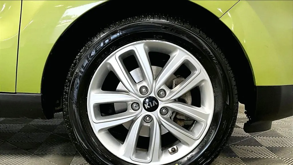 2017 Kia Soul +