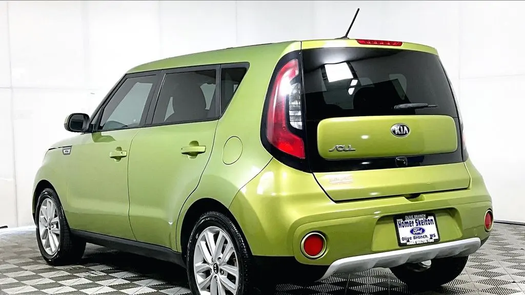 2017 Kia Soul +