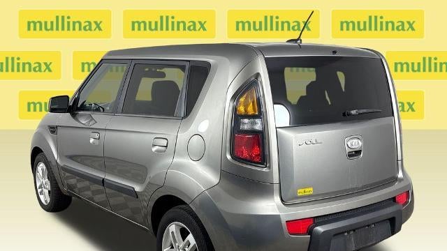 2010 Kia Soul +