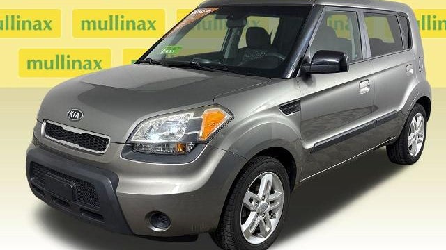 2010 Kia Soul +