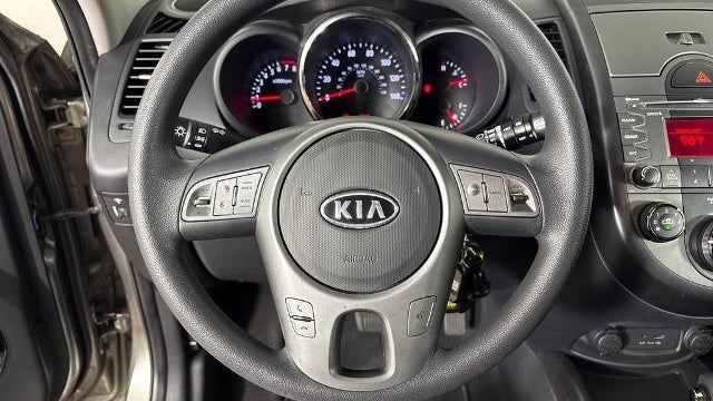 2010 Kia Soul +