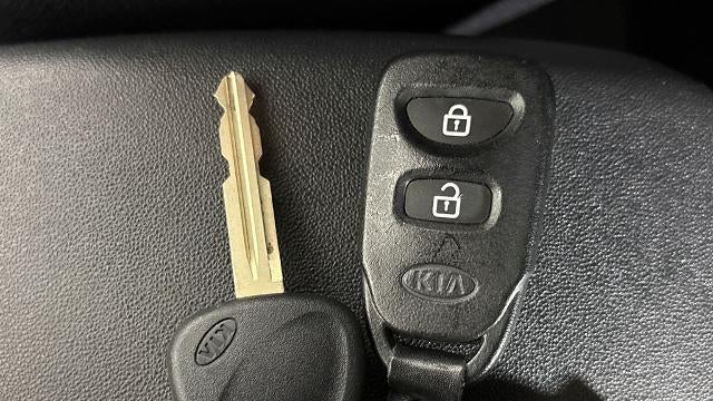 2010 Kia Soul +