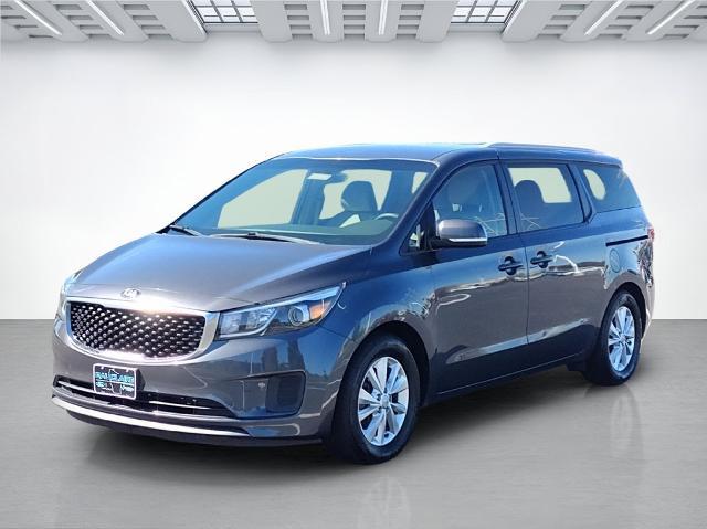 2015 Kia Sedona - $6,600
