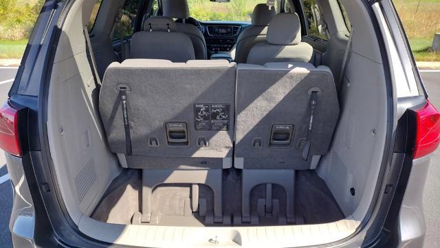2015 Kia Sedona - $6,600