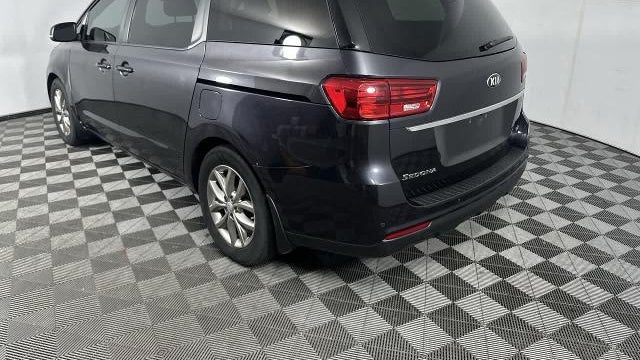 2020 Kia Sedona LX