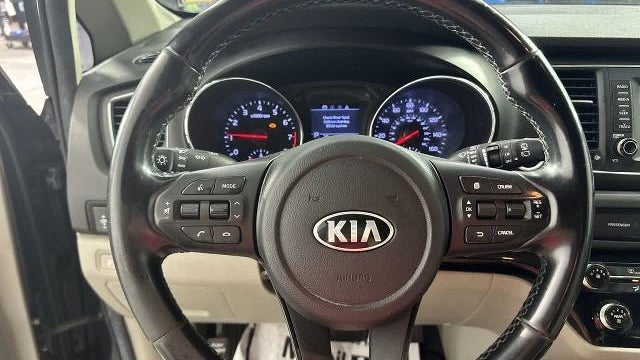 2020 Kia Sedona LX