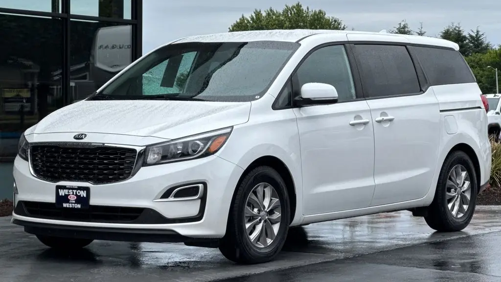 2021 Kia Sedona LX