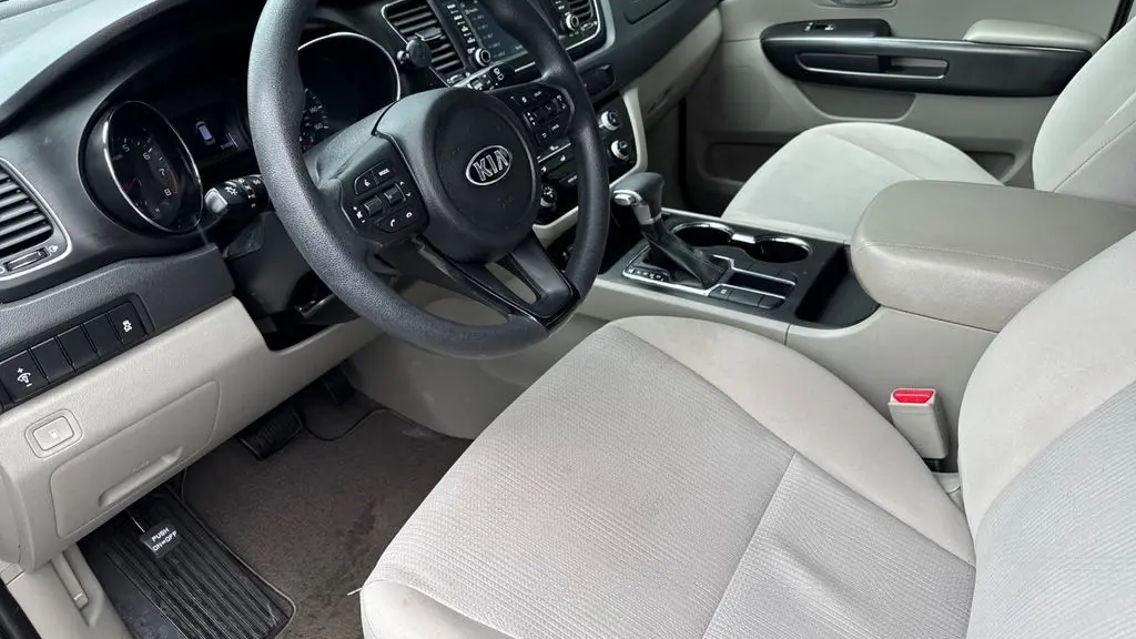 2021 Kia Sedona LX