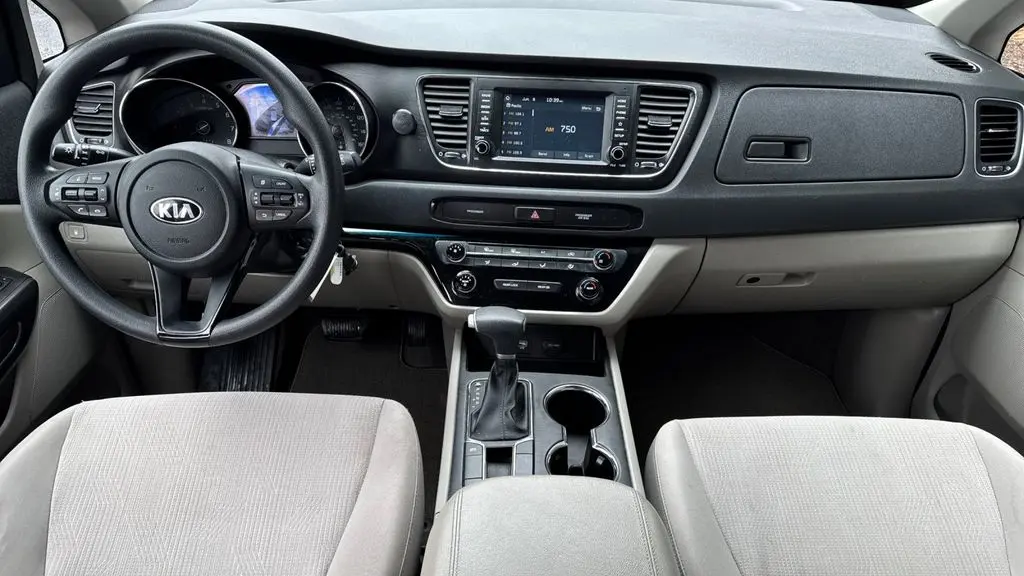2021 Kia Sedona LX