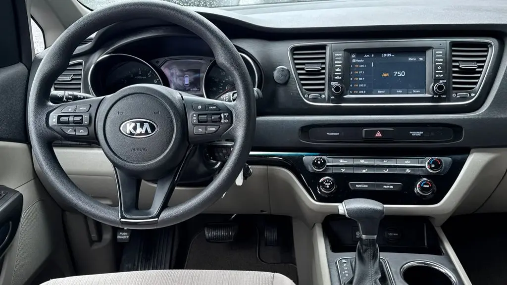 2021 Kia Sedona LX