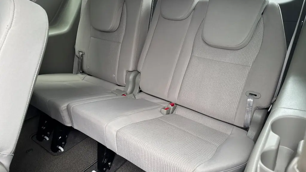 2021 Kia Sedona LX