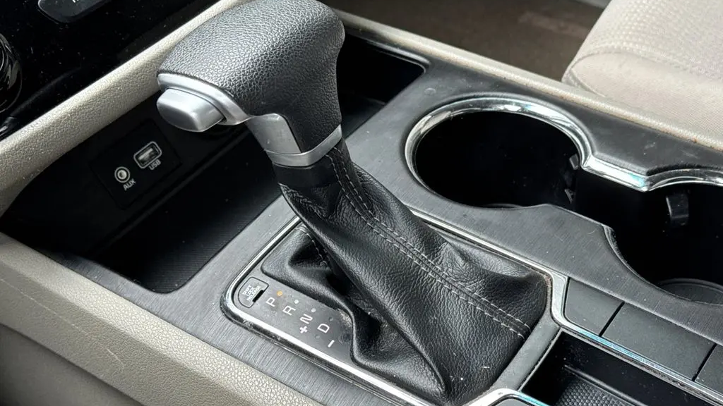2021 Kia Sedona LX