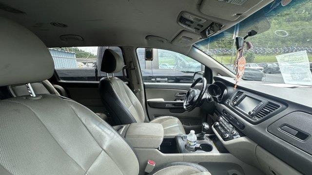 2017 Kia Sedona LX