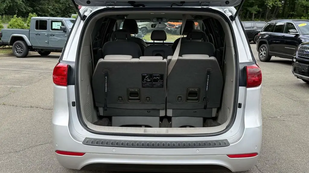 2016 Kia Sedona LX