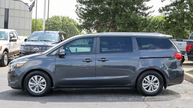 2016 Kia Sedona LX