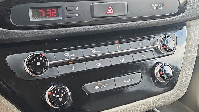 2017 Kia Sedona LX