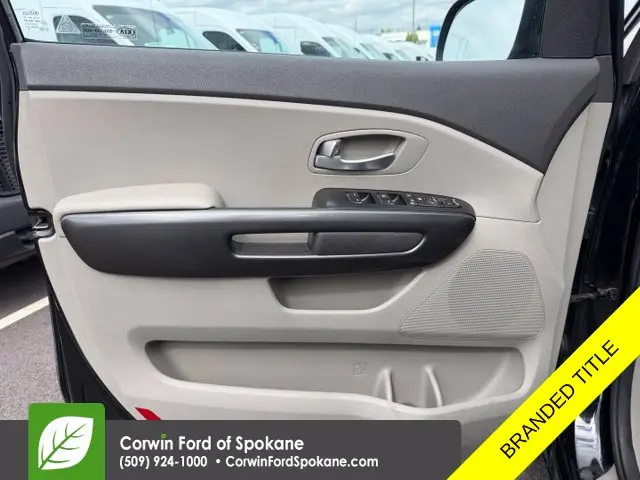 2018 Kia Sedona - $9,589