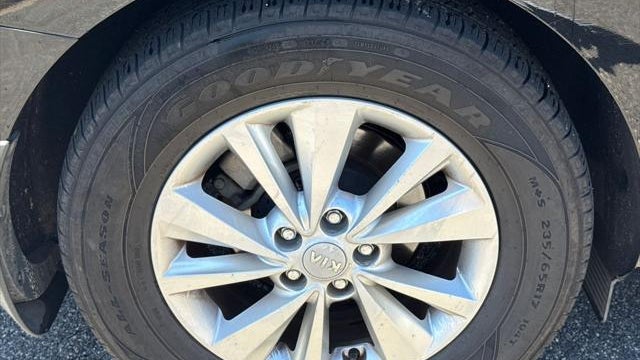 2015 Kia Sedona LX