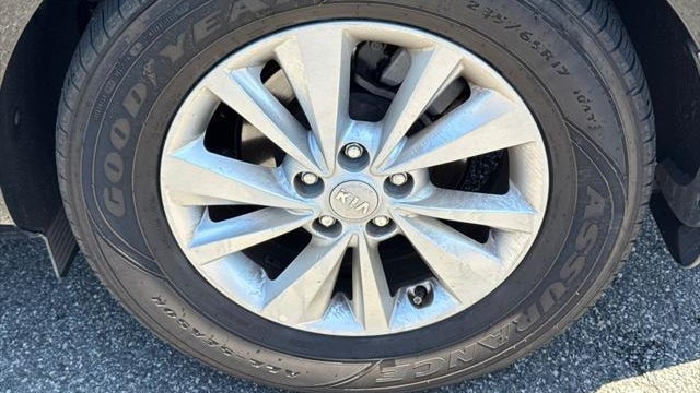 2015 Kia Sedona LX