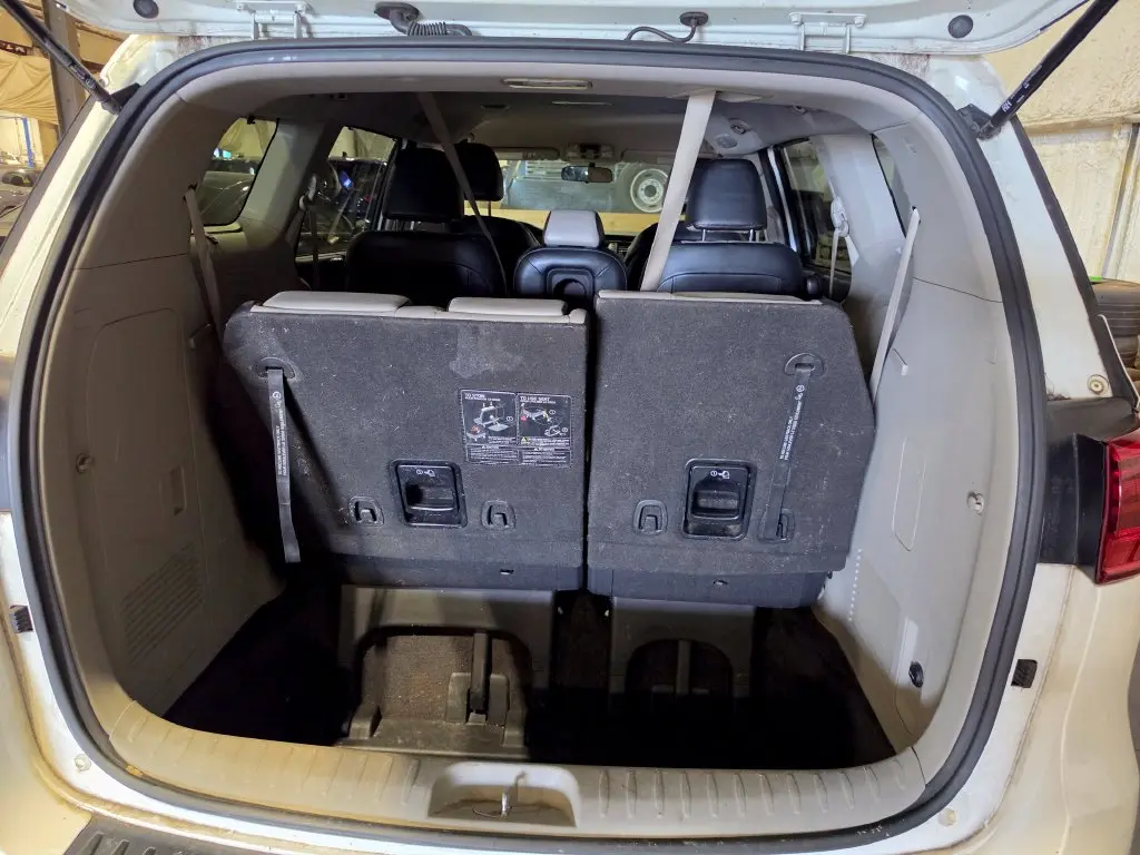2019 Kia Sedona - $13,900