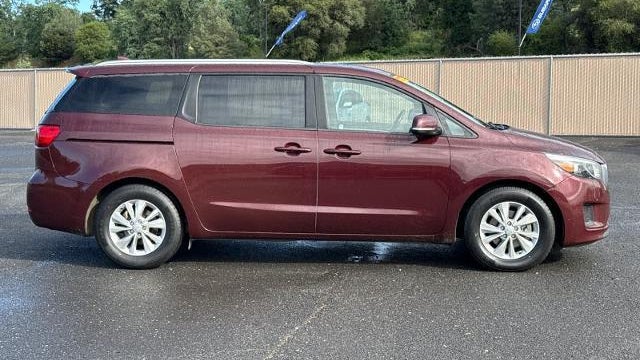 2017 Kia Sedona LX