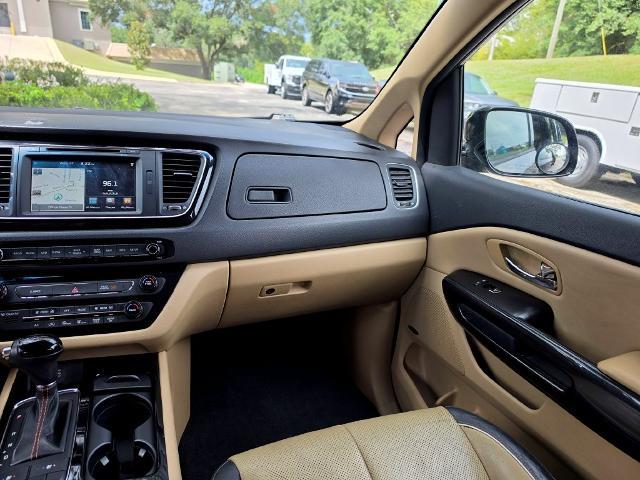 2016 Kia Sedona - $8,993
