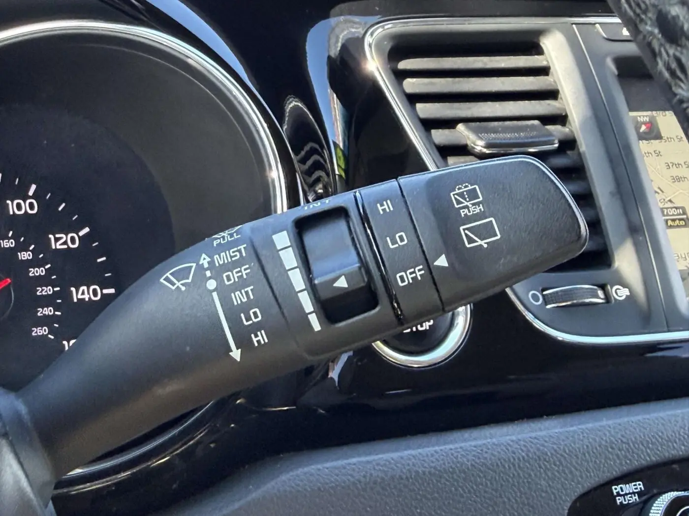 2016 Kia Sedona - $13,348