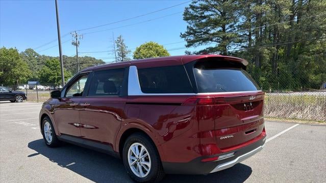 2024 Kia Carnival LX