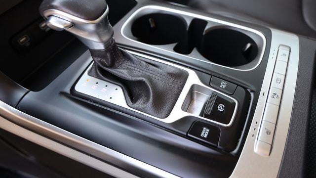 2023 Kia Carnival LX