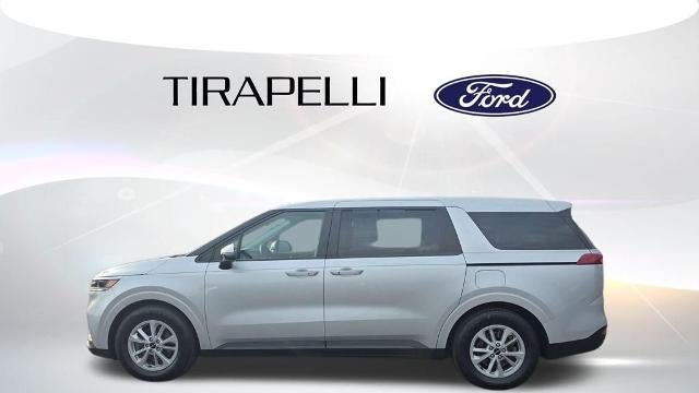 2023 Kia Carnival LX