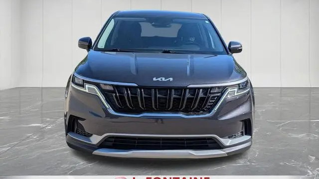 2023 Kia Carnival LX
