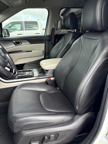 2023 Kia Carnival - $28,995