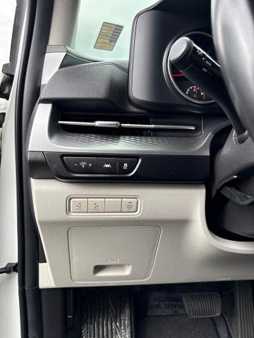 2023 Kia Carnival - $28,995