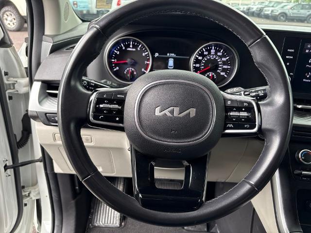 2023 Kia Carnival - $28,995
