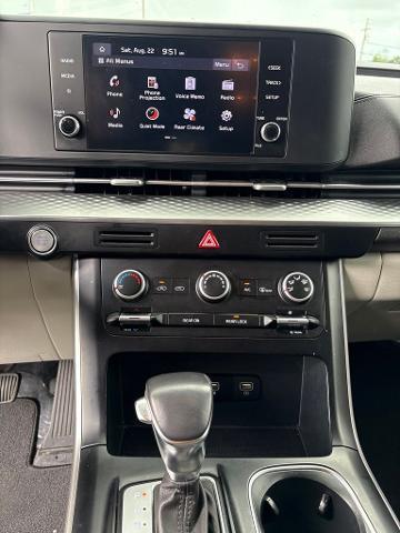2023 Kia Carnival - $28,995