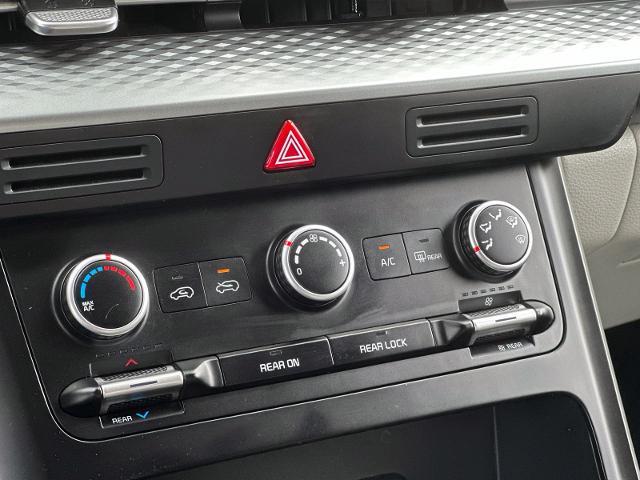 2024 Kia Carnival - $25,000