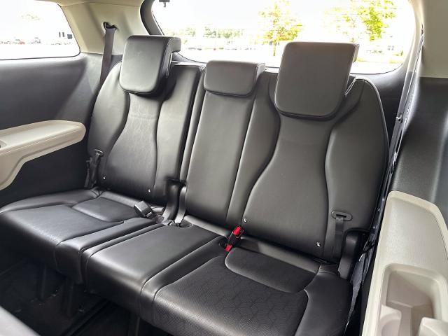 2024 Kia Carnival - $25,000