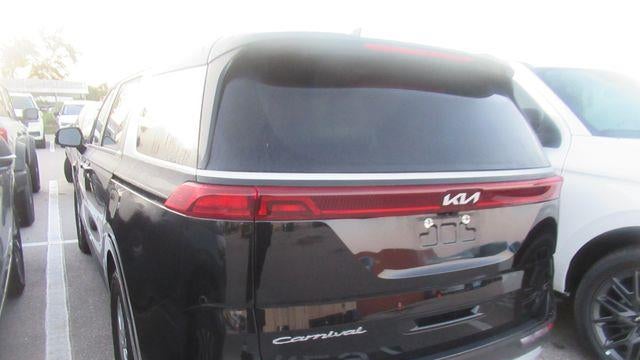 2022 Kia Carnival LX