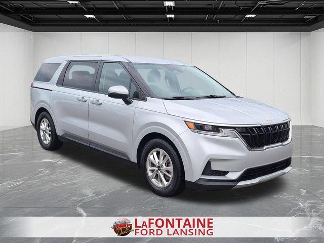 2023 Kia Carnival - $23,500