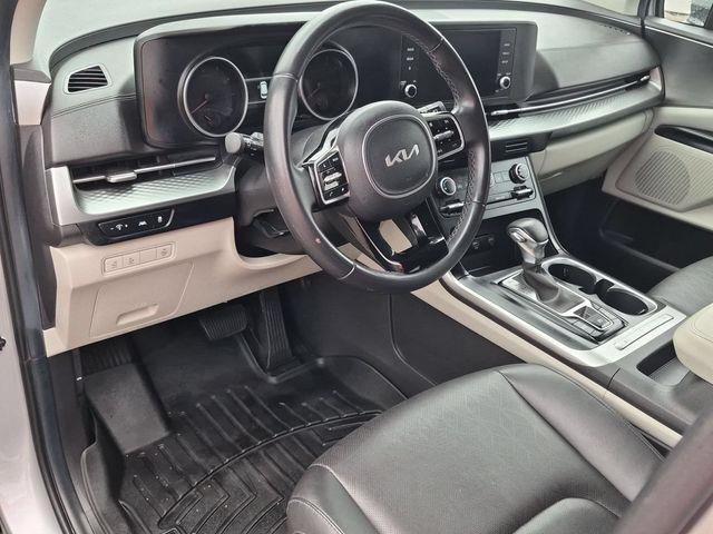 2023 Kia Carnival - $23,500