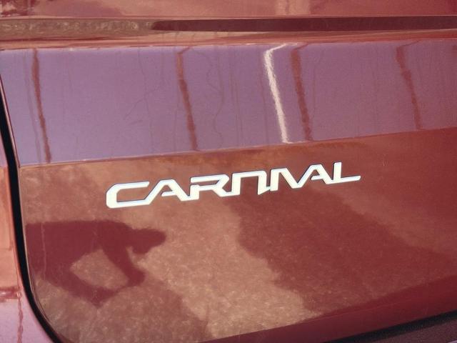 2023 Kia Carnival - $26,885