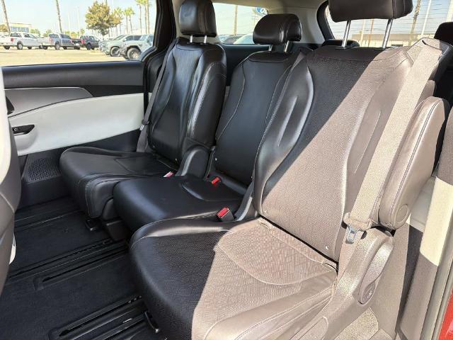 2023 Kia Carnival - $26,885