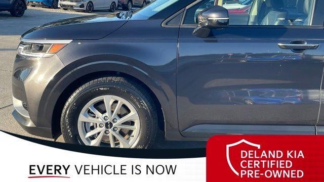 2024 Kia Carnival LX