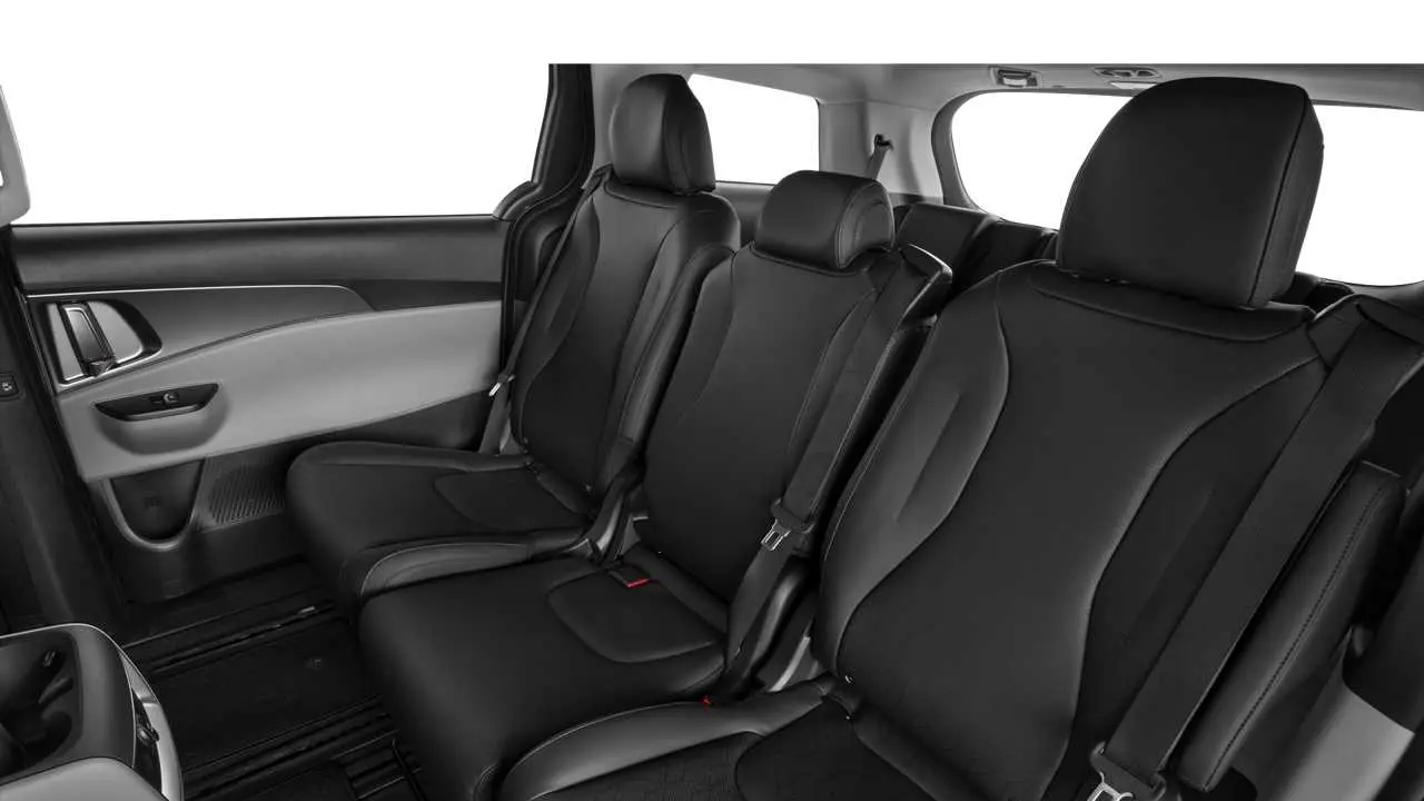2022 Kia Carnival LX