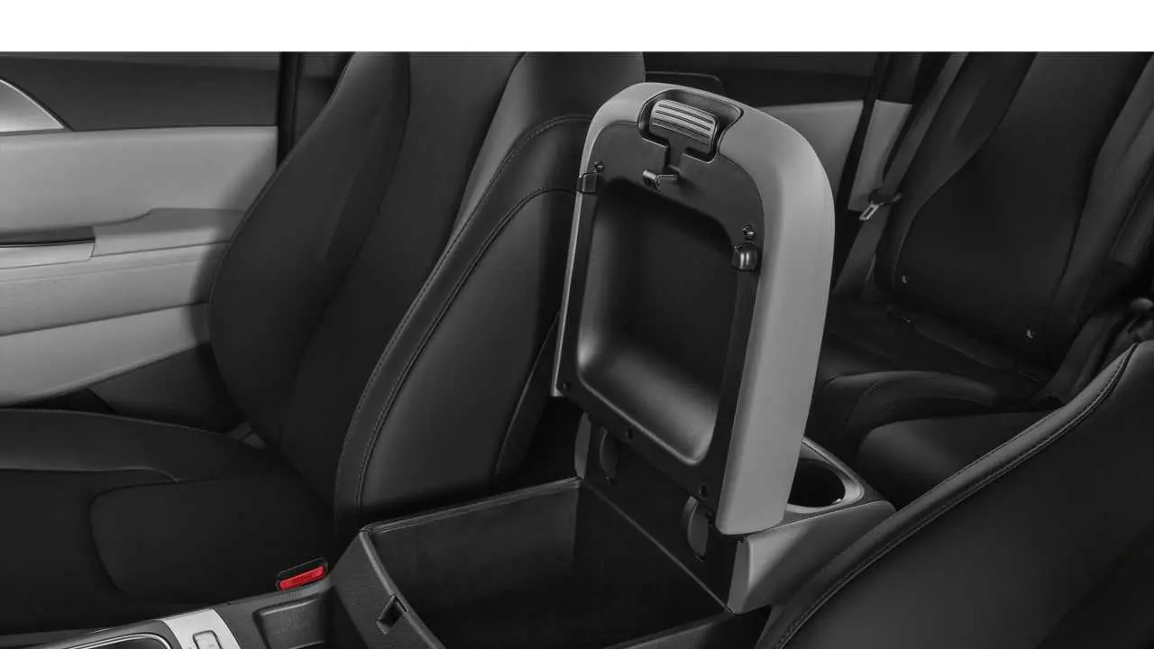 2022 Kia Carnival LX