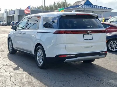 2023 Kia Carnival LX 4DR Mini-Van