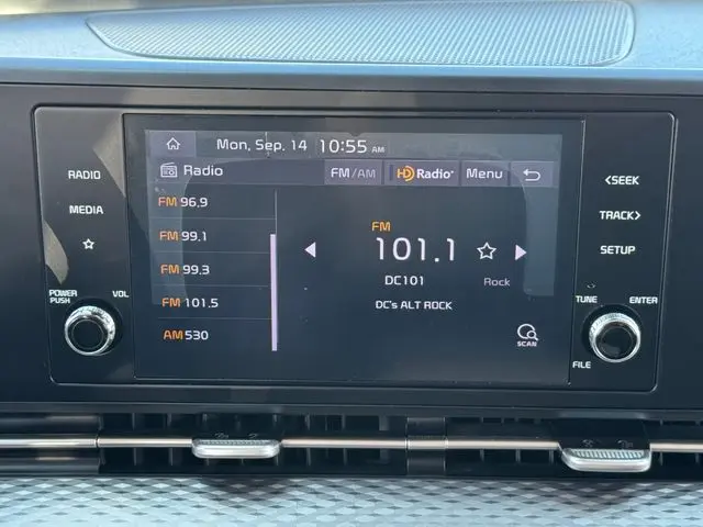 2022 Kia Carnival - $19,001