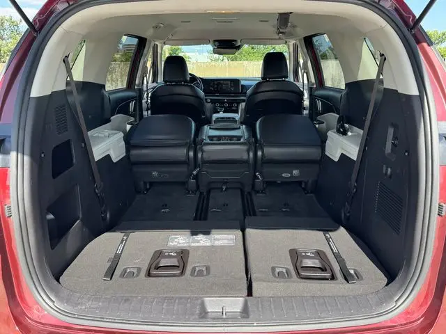 2022 Kia Carnival - $19,001