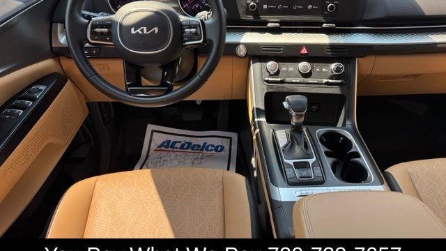 2023 Kia Carnival LX