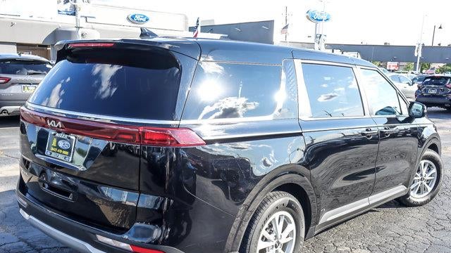 2023 Kia Carnival LX